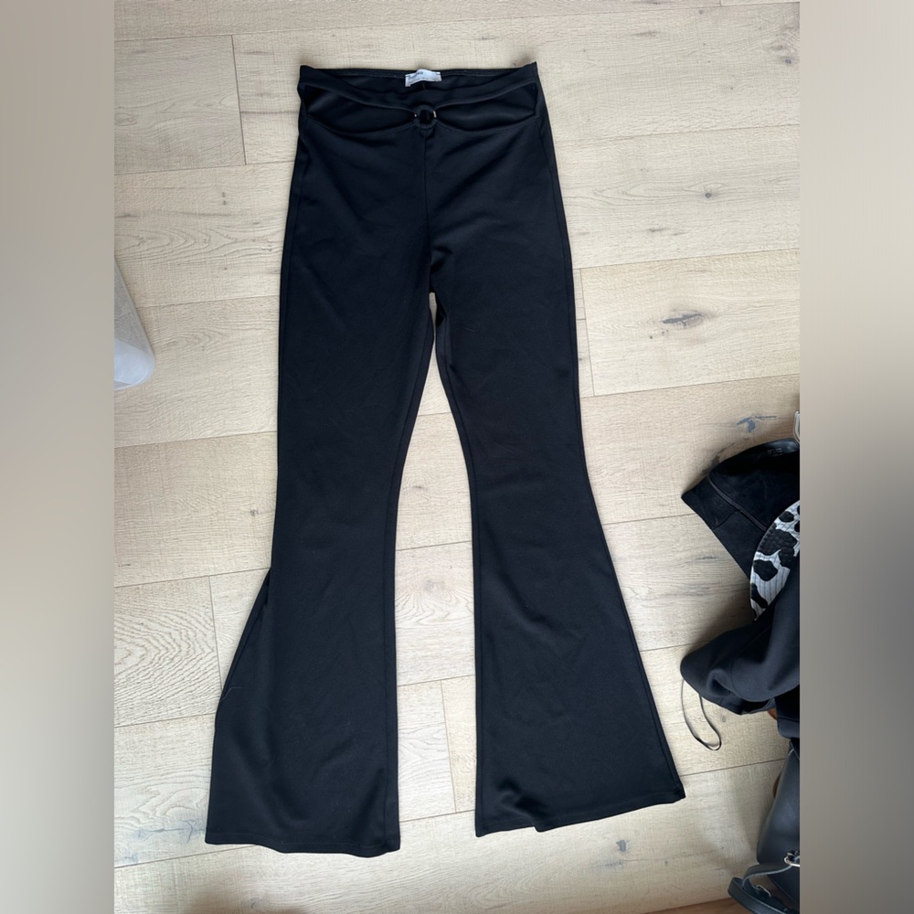 Cut out flare pants